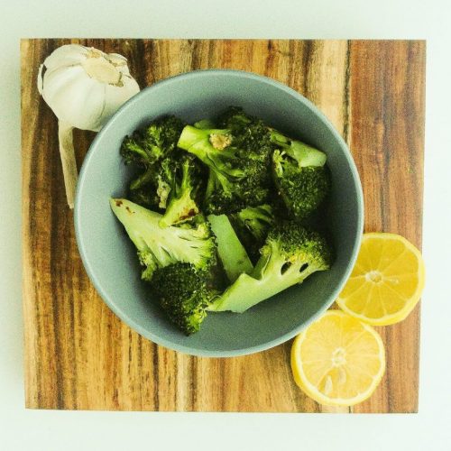 Broccoli uit de oven met knoflook en citroensap Green Dish
